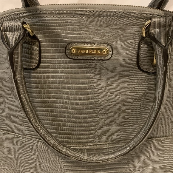 ANNE KLEIN grey Handbag 👜 - Picture 2 of 8